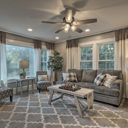 Peaceful Renovated Home With Deck On Half Acre! Ашбъро Екстериор снимка