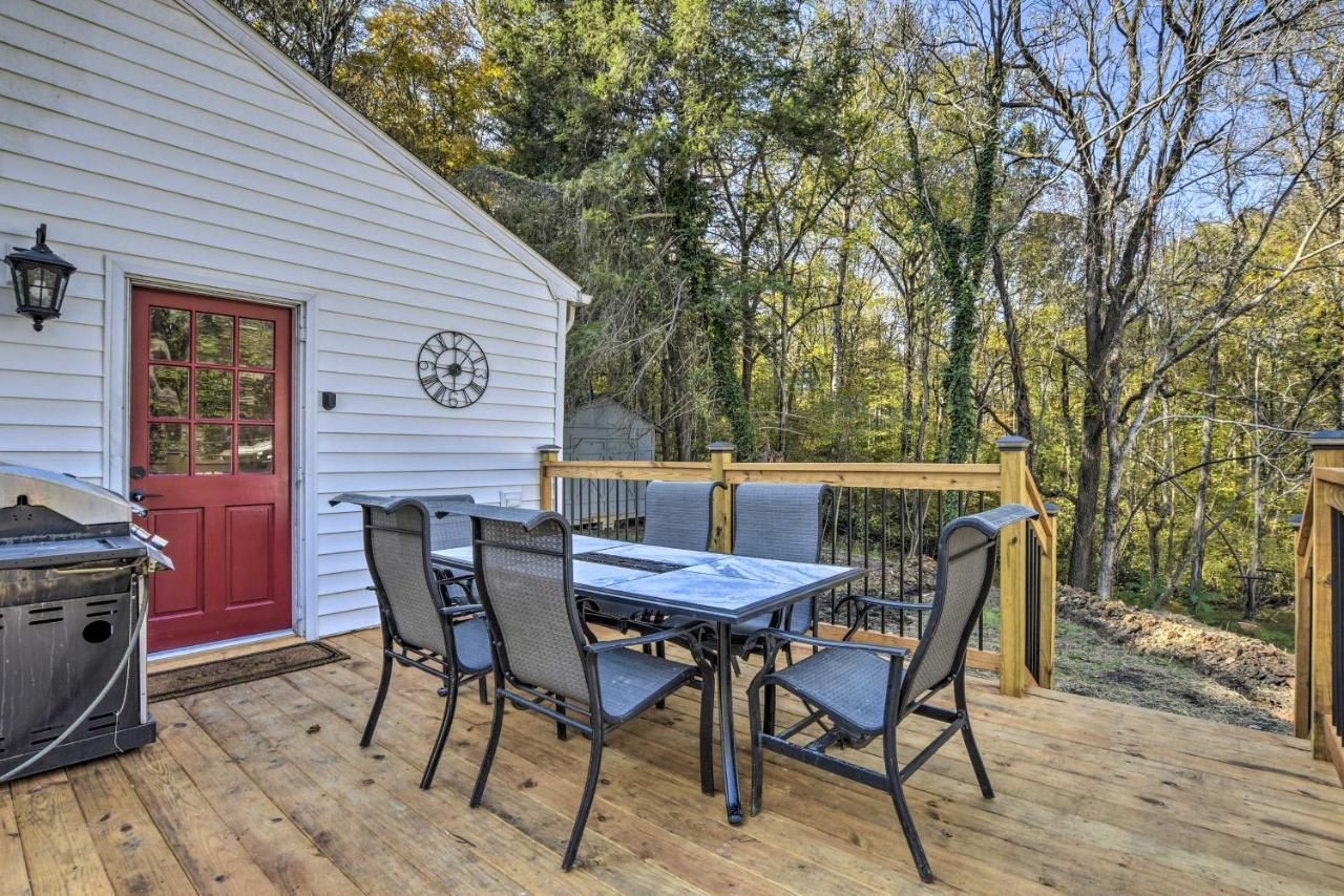 Peaceful Renovated Home With Deck On Half Acre! Ашбъро Екстериор снимка