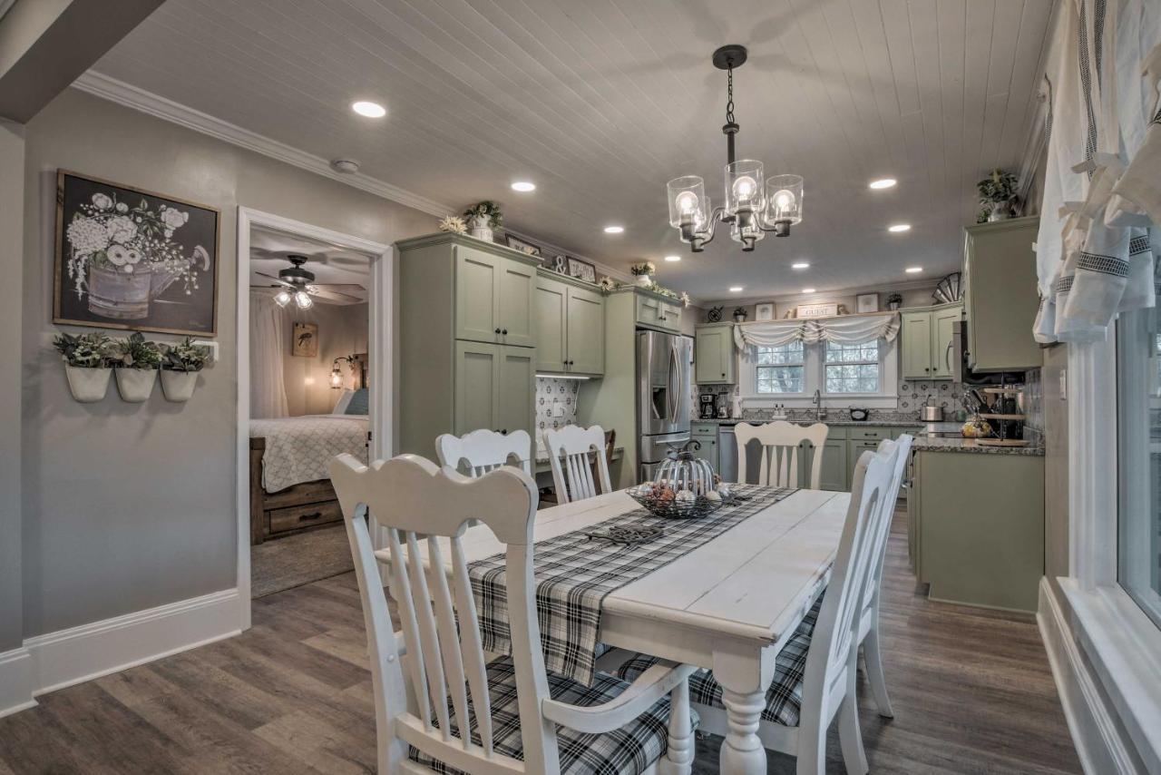Peaceful Renovated Home With Deck On Half Acre! Ашбъро Екстериор снимка
